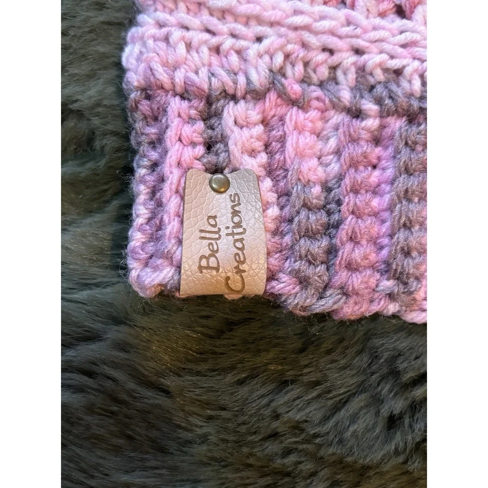 Handmade Crocheted Knit Ponytail Beanie Pink/Black Adult SzLogo Bella‎ Creations